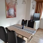 Lägenhet Chasa Val Bella *