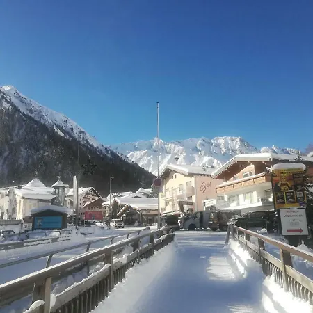 Daire Chasa Val Bella *